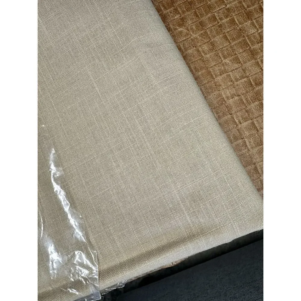 Vintage LEACOCK & COMPANY Gold/Tan Tablecloth OBLONG ~ Made In USA ~ 60 x 83